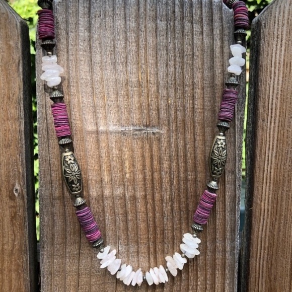 Vintage rose quartz pink shell gray bead necklace - Picture 1 of 4
